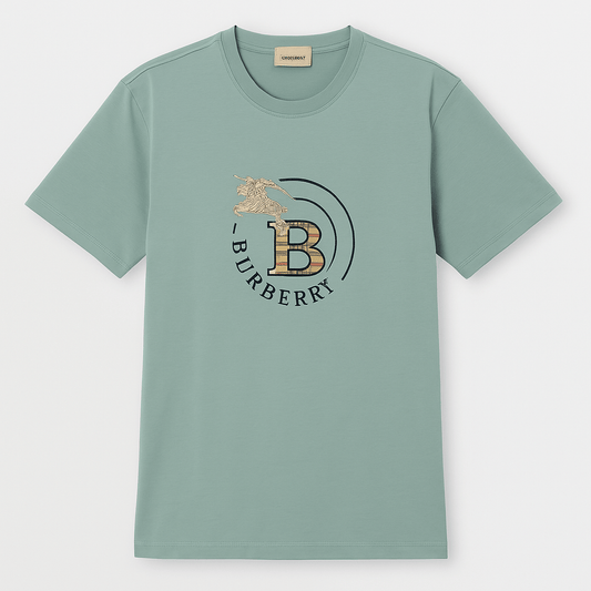 Tricouri La Moda TRICOU Tricou BBY Verde Salvie – Broderie Emblematică „B” & Cavaler Iconic